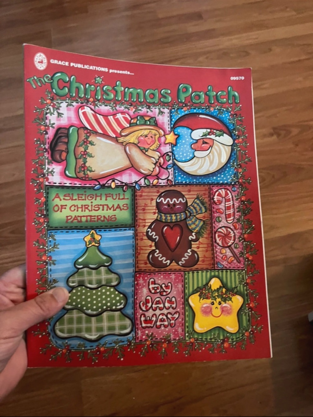 The Christmas Patch Holiday Pattern Book - Red